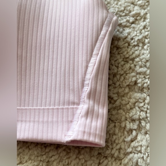 NWT Lululemon Like a Cloud Bra Ribbed, Meadowsweet Pink, Size 8 - Picture 3 of 8